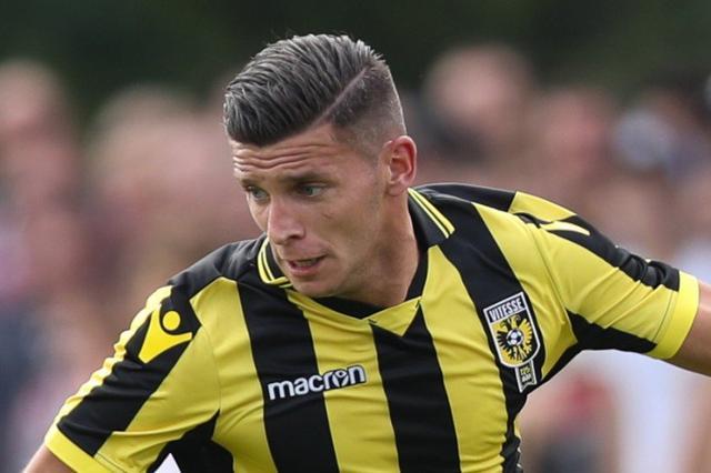 与球员代表 与球员代表