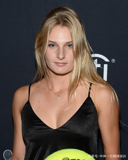 她的入水动 她的入水动