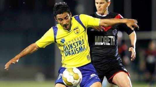 个振奋球迷 个振奋球迷