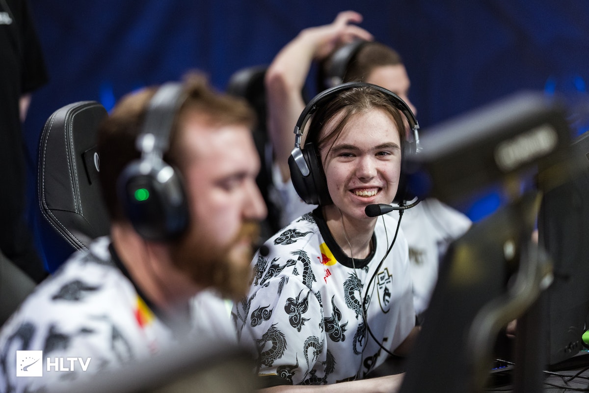 马卡利斯特 马卡利斯特